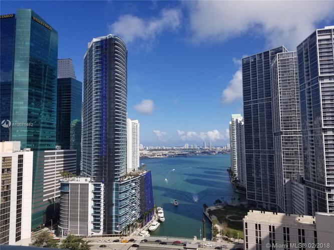 Brickell on the River North image #11