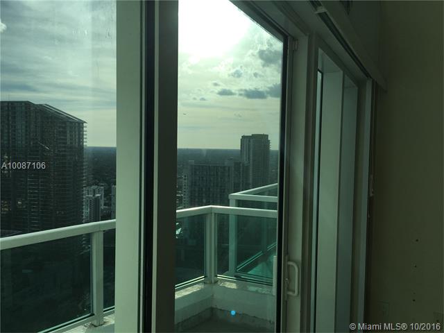 Brickell on the River South image #35