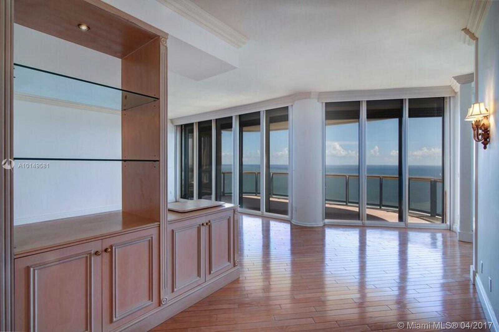 Bal Harbour Tower image #14