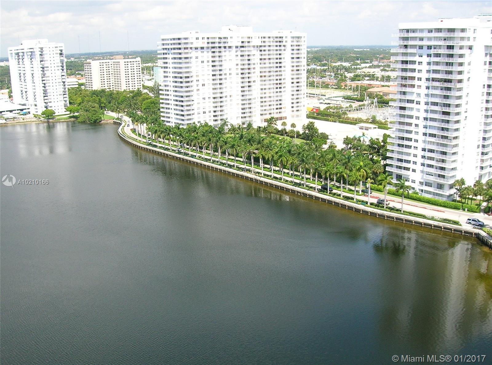 Biscayne Cove image #11