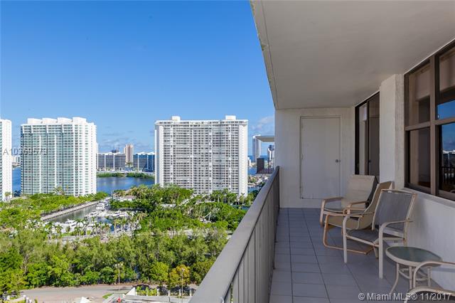 Biscayne Cove image #17