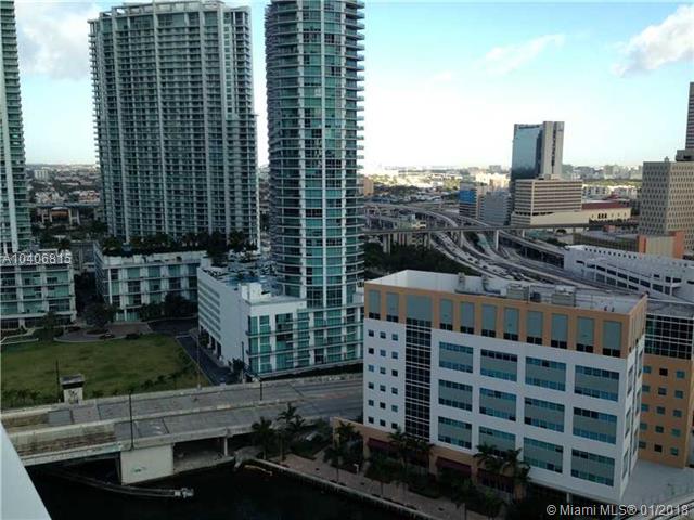 Brickell on the River North image #20