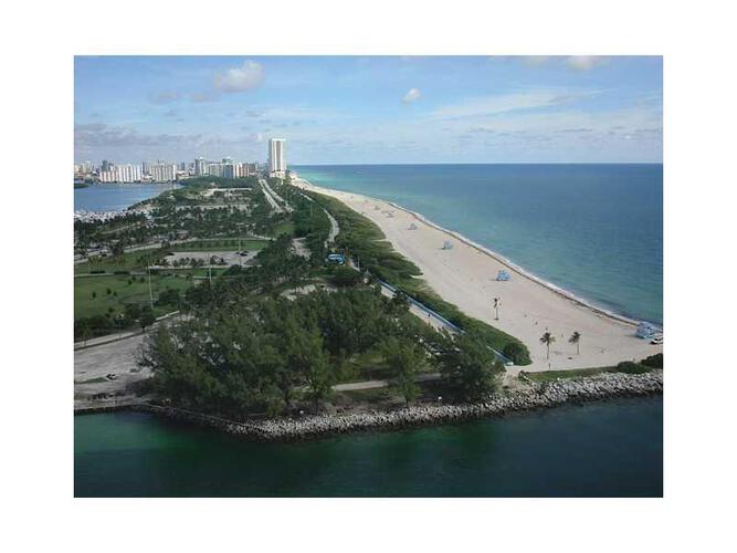 One Bal Harbour image #24