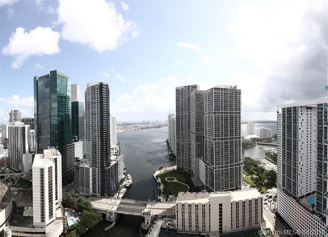 Brickell on the River North image #43