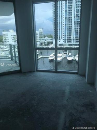 Marina Palms Yacht Club and Residences North Tower image #33