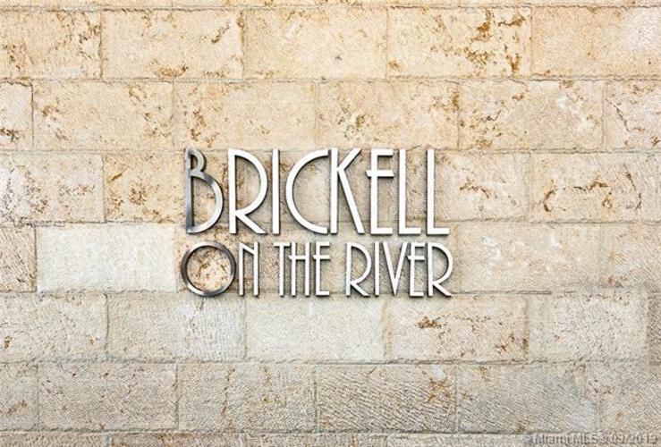 Brickell on the River North image #23