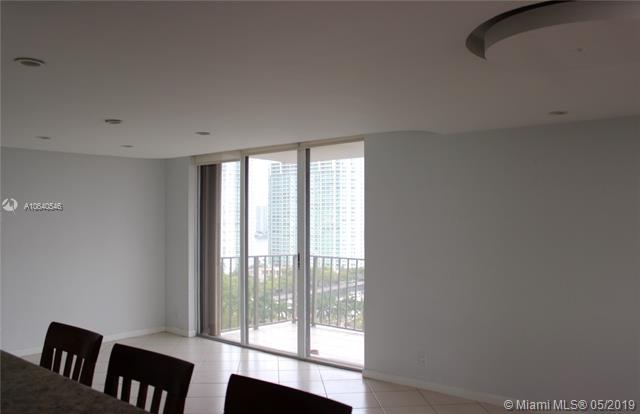 Biscayne Cove image #15