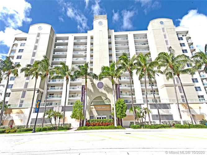 Golden Bay Condo Sunny Isles