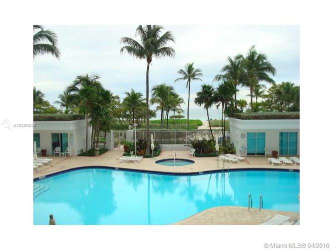 Palace at Bal Harbour image #11