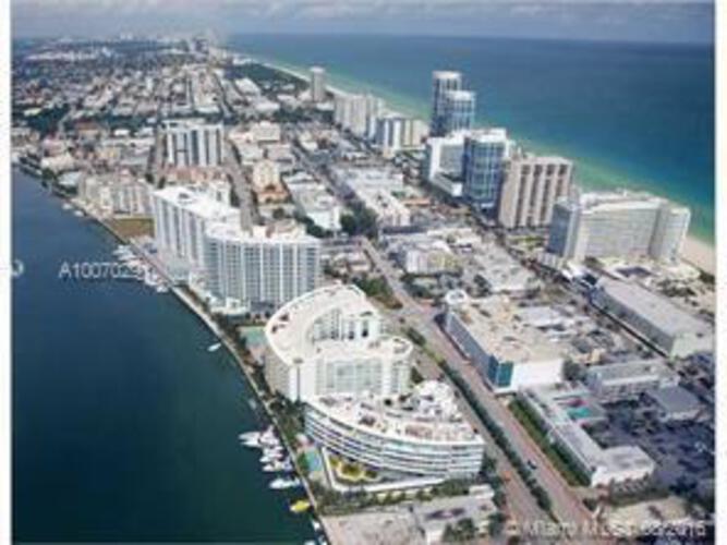 Peloro Miami Beach image #20