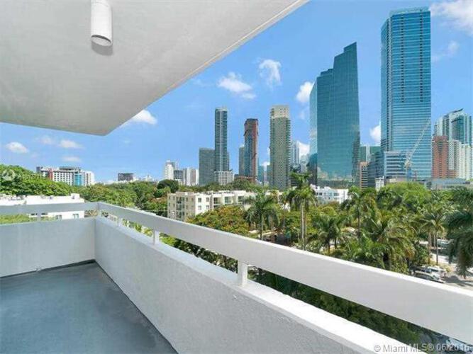 Imperial at Brickell image #14