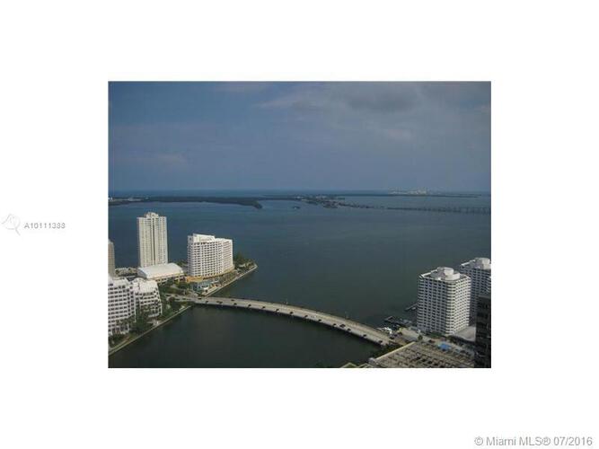 Icon Brickell III (W Miami) image #3