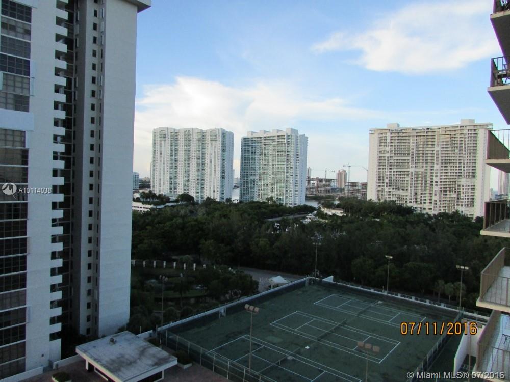 Biscayne Cove image #13