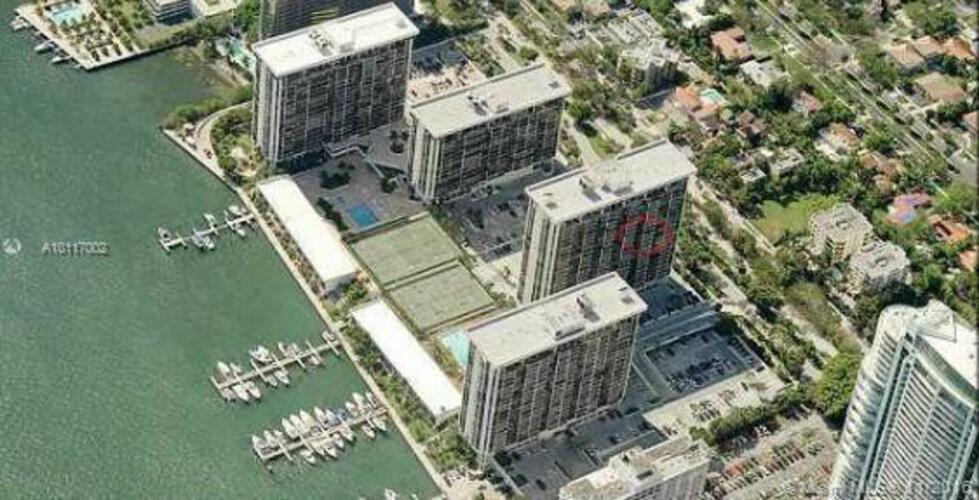 Brickell Place A image #4