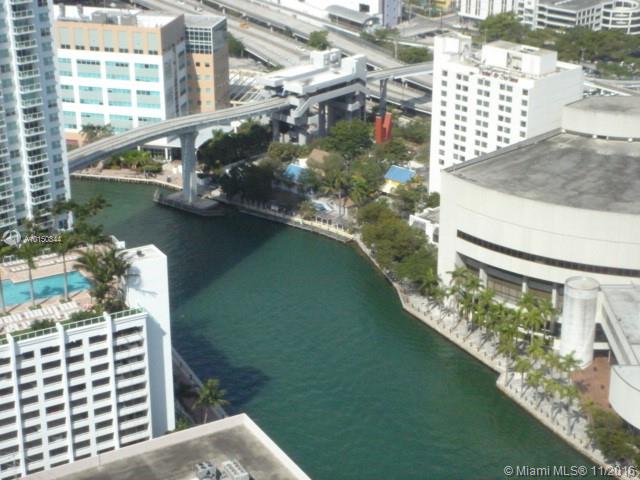 Icon Brickell III (W Miami) image #8