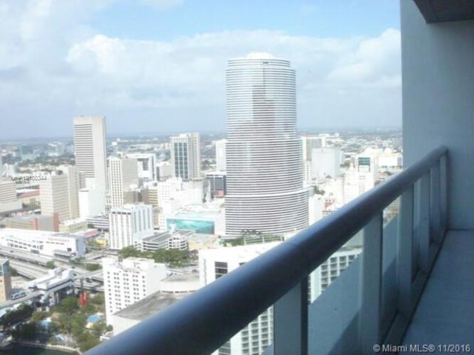 Icon Brickell III (W Miami) image #9