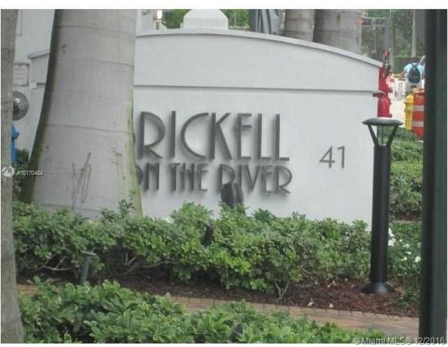 Brickell on the River South image #7