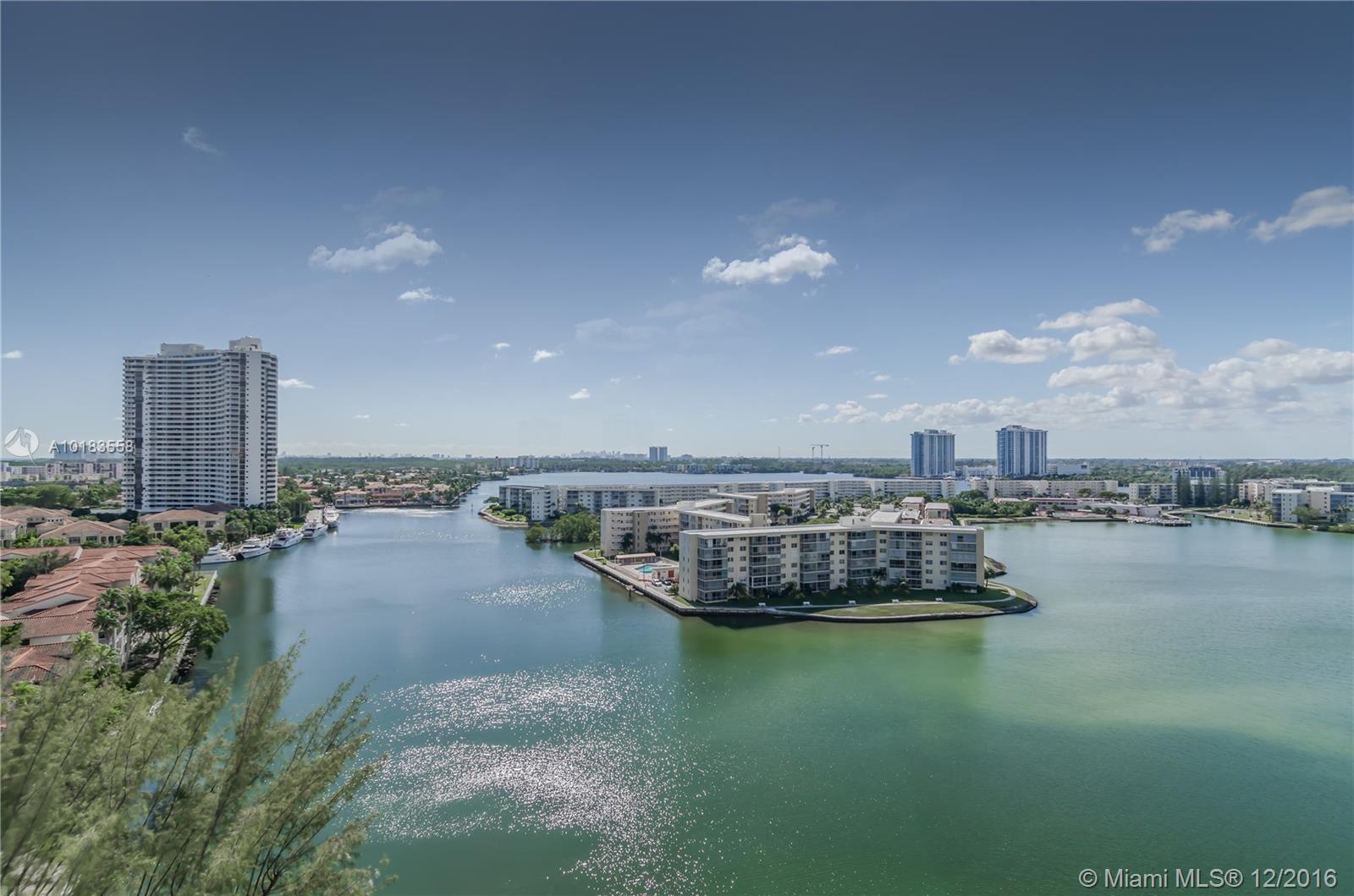 Biscayne Cove image #18