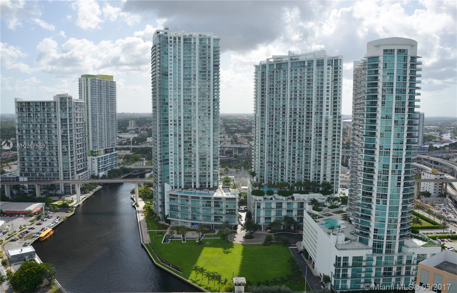 Brickell on the River North image #2