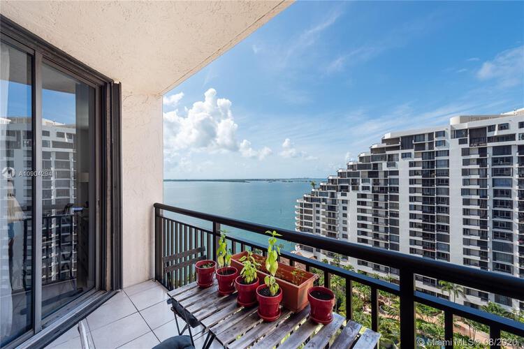 Brickell Key II Unit 1815 Condo in Brickell Key Miami Condos