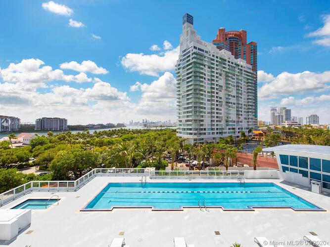 Sold: 100 S Pointe Dr, #1009, Miami Beach, FL 33139, 2 Beds / 2 Full Baths  / 1 Half Bath