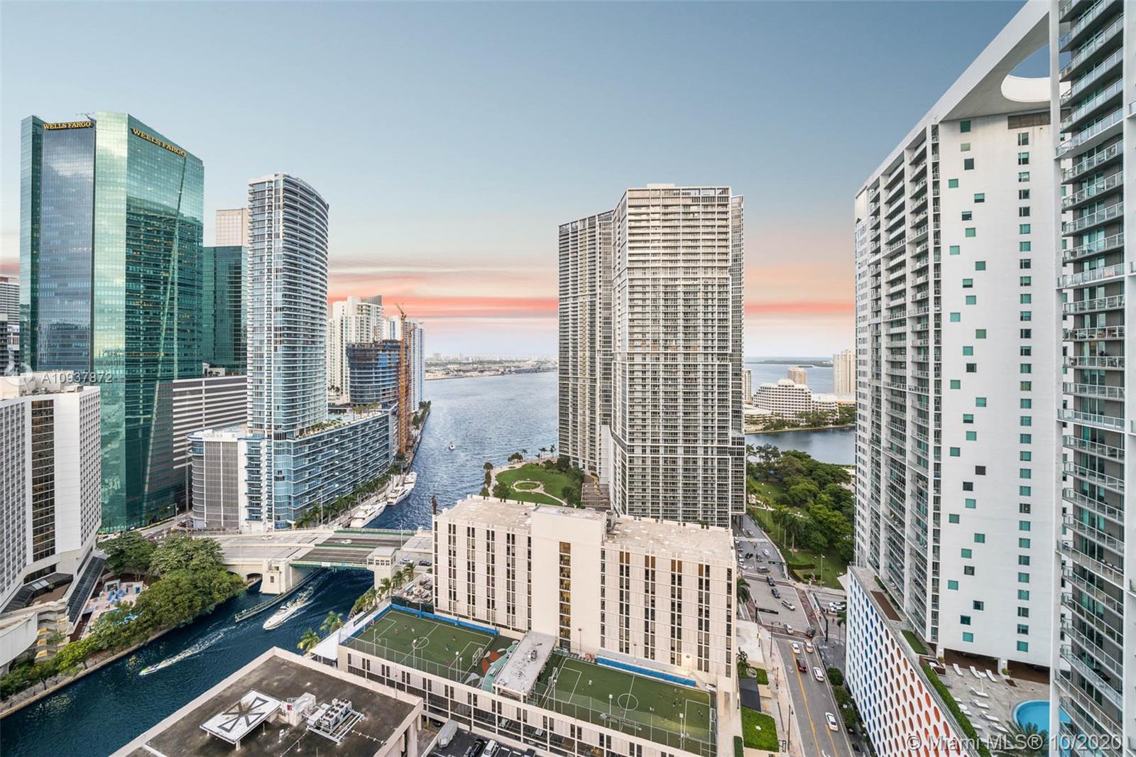 Brickell on the River South image #27