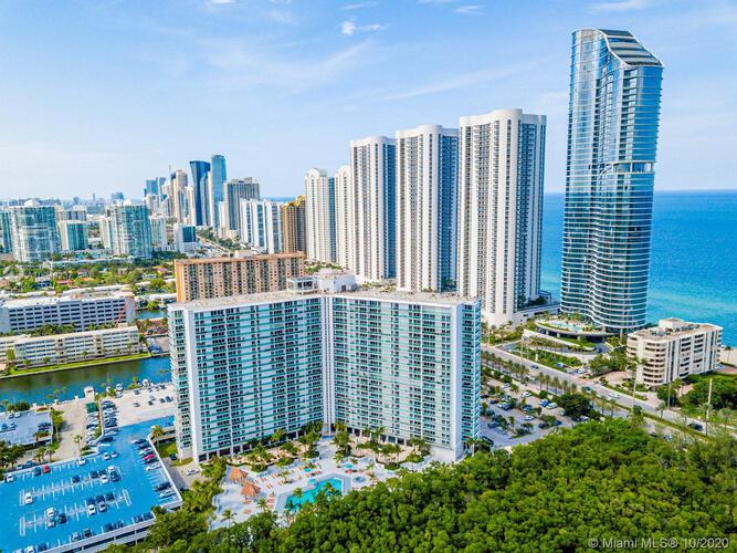 Arlen House Unit #717 Condo in Sunny Isles Beach | CondoBlackBook