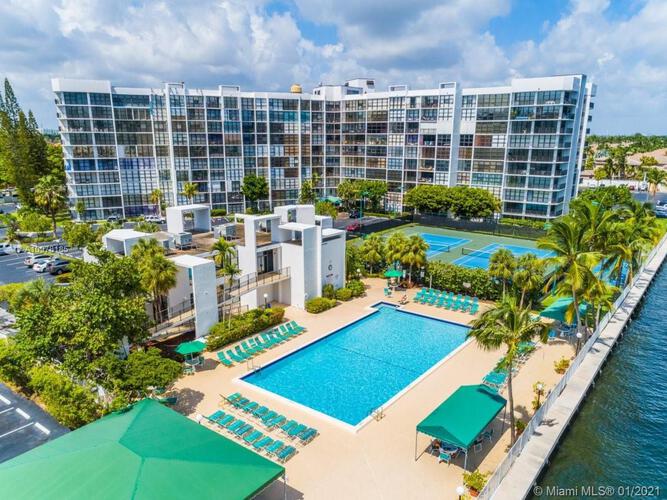 Oceanview Park Condominium: Your Perfect Getaway in Hallandale Beach, FL