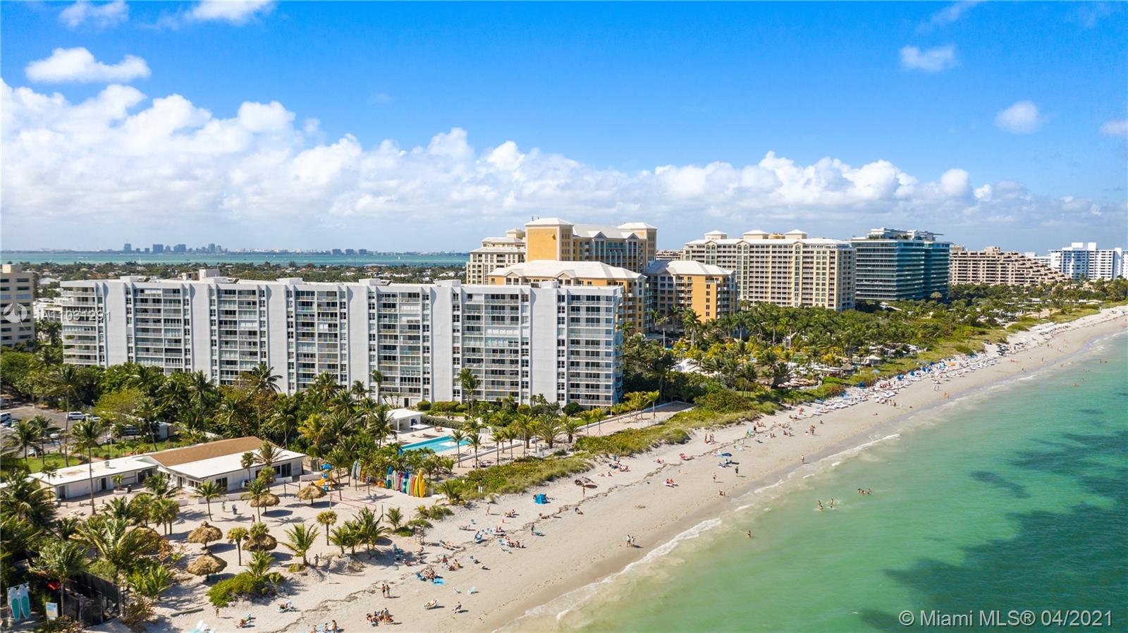 Sands of Key Biscayne Unit #6M Condo in Key Biscayne | CondoBlackBook