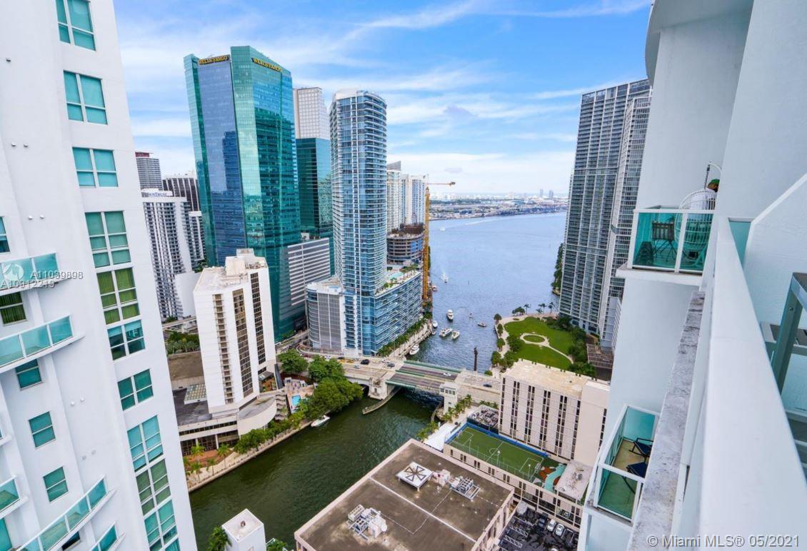 Brickell on the River South image #31
