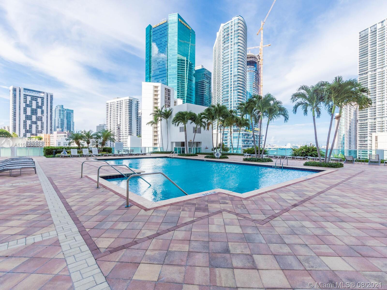 Brickell on the River South image #67