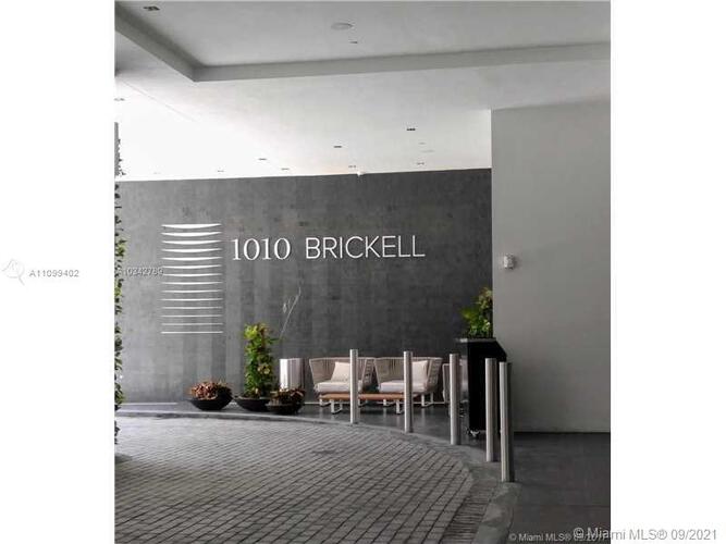 1010 Brickell image #28