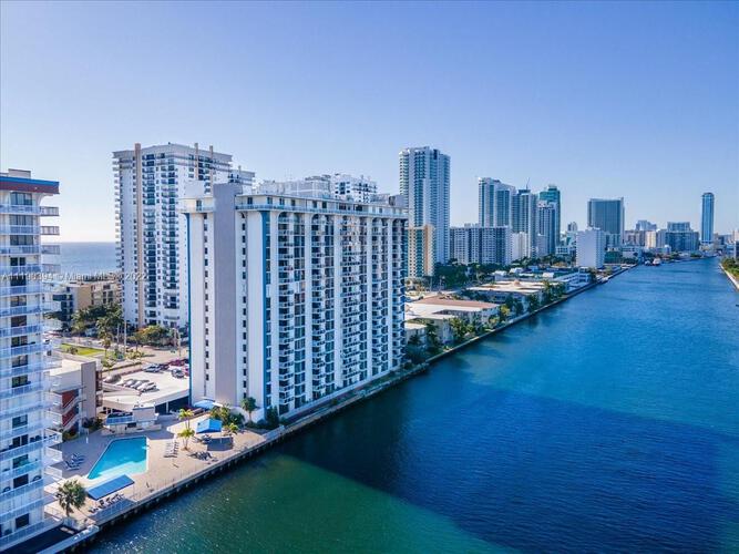 Allington Towers Unit #7B Condo for Sale in Hollywood Beach - Hollywood ...