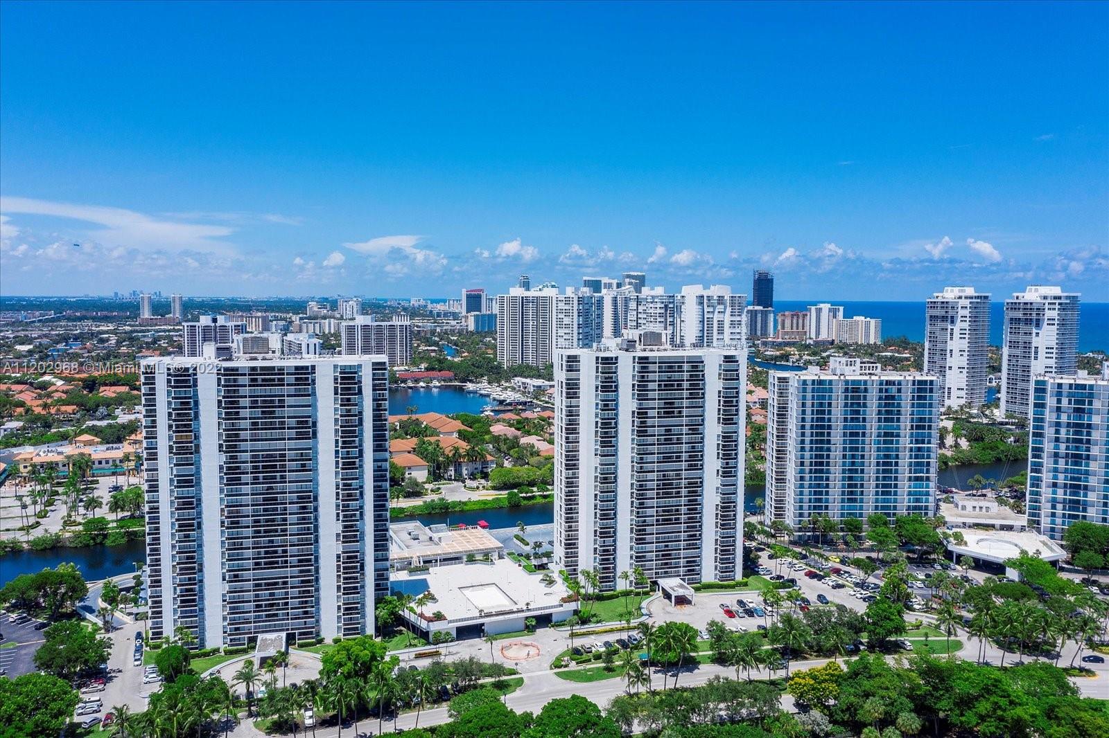 El Dorado Unit #303 Condo in Aventura | CondoBlackBook