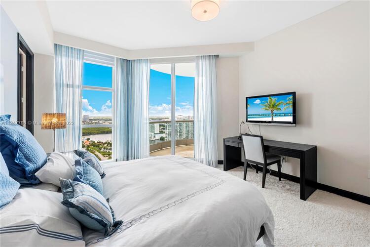 Turnberry Ocean Colony image #35