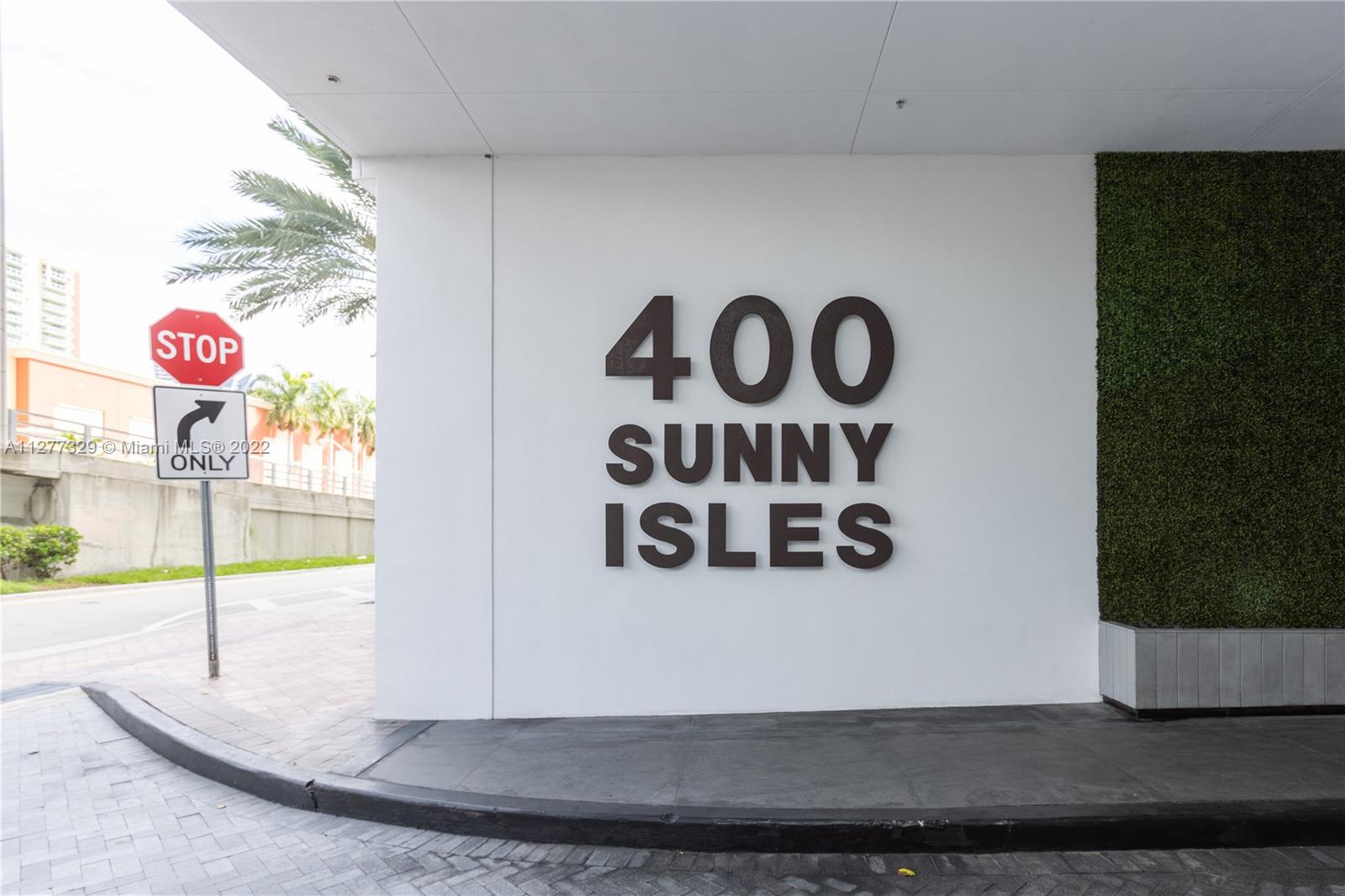 400 Sunny Isles image #10