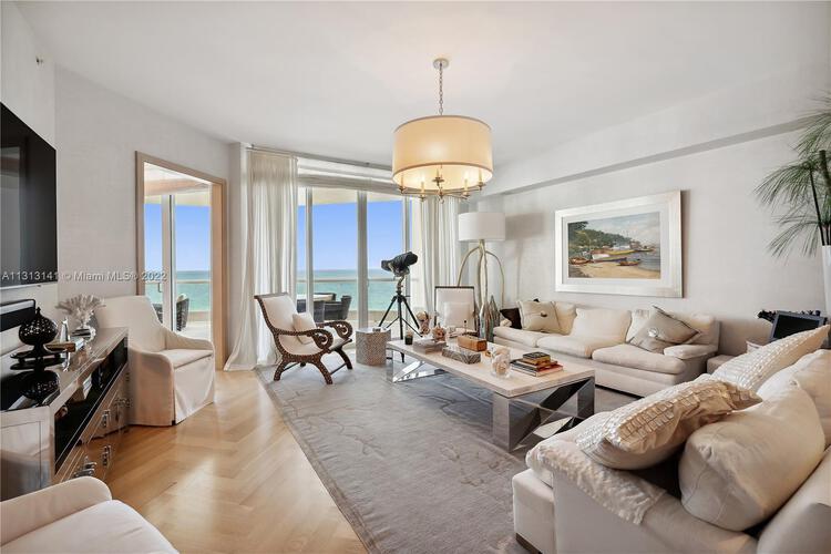 Turnberry Ocean Colony image #1