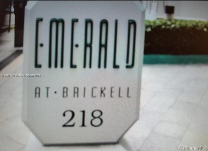 Emerald at Brickell image #1
