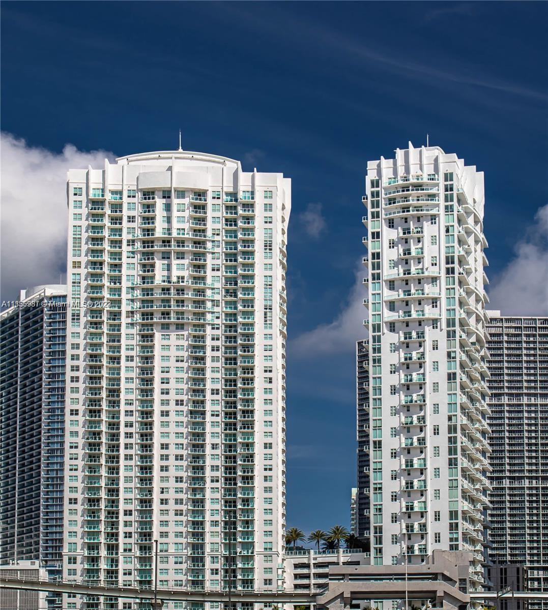 Brickell on the River South image #10