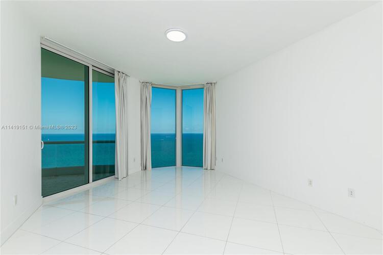 Turnberry Ocean Colony image #38