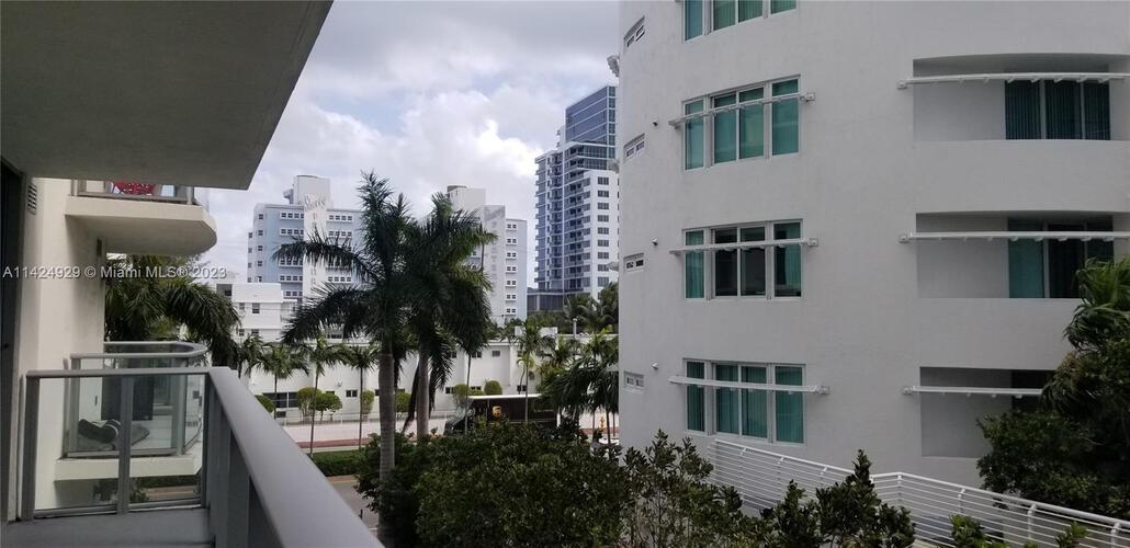 Peloro Miami Beach image #20