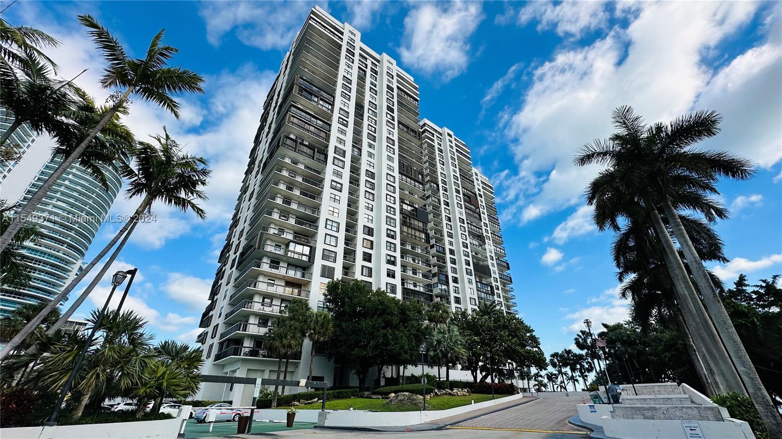 Brickell Bay Club Apartments For Rent