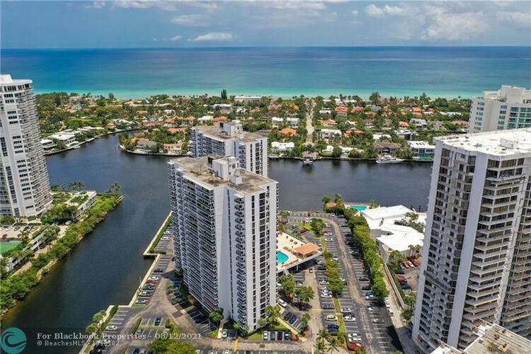 Waterview Unit #1839 Condo in Aventura | CondoBlackBook