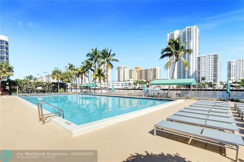 Oceanview Park Unit #114 Condo in Hallandale Beach | CondoBlackBook