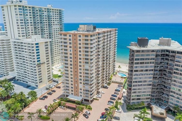 Regency Towers Unit #1210 Condo in Fort Lauderdale | CondoBlackBook