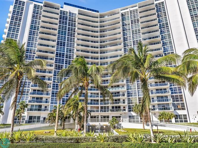 Vantage View Unit #1404 Condo in Fort Lauderdale | CondoBlackBook